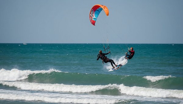 Kitesurfing pour débutants : 7 conseils pour progresser rapidement